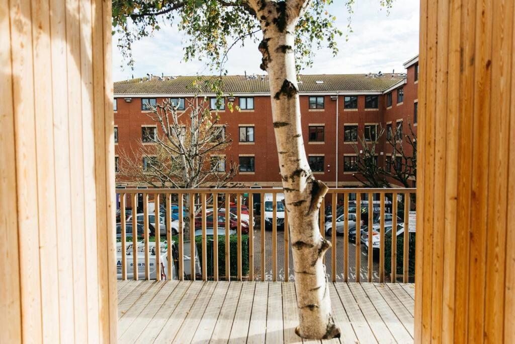 Carmen Eco-Pod / Treehouse, Close To Cabot Circus Bristol Dış mekan fotoğraf