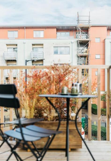 Carmen Eco-Pod / Treehouse, Close To Cabot Circus Bristol Dış mekan fotoğraf